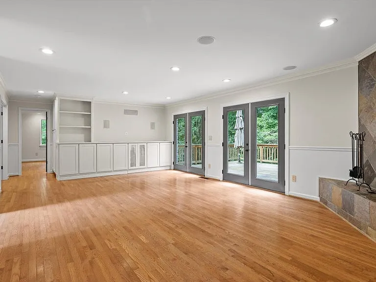 3019 Wingfield Ct — Photo 10