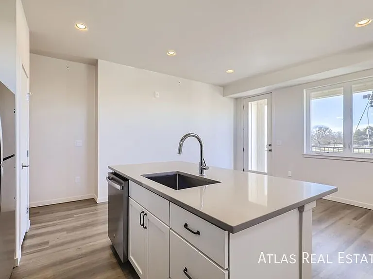 3830 N Olive St #204 — Photo 12