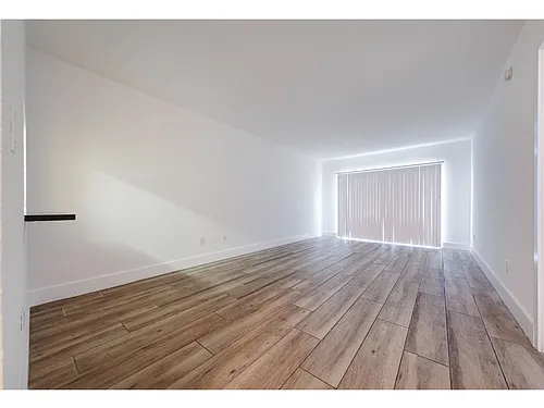 Miami Shores Luxury Apartments Photo 1