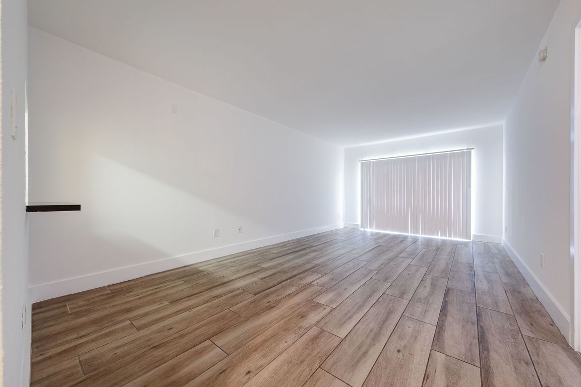 Spacious Modern Living Area | Apartment Homes For Rent In Miami | Miami Shores