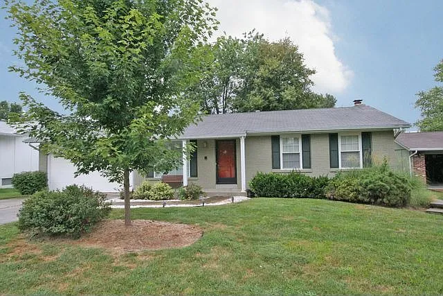 94 Jane Dr photo 1