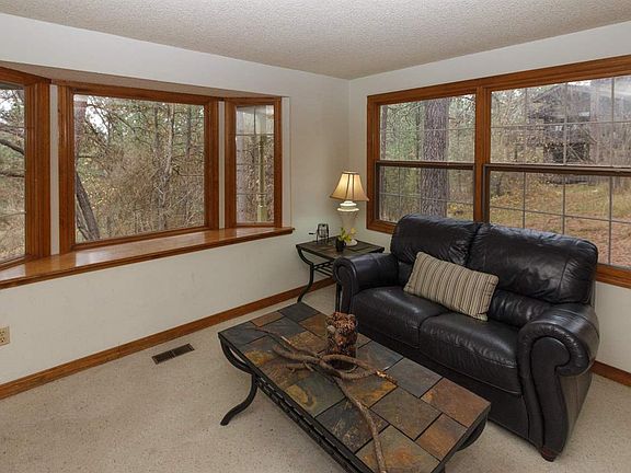 5th image of 3720 W Rosamond Ave