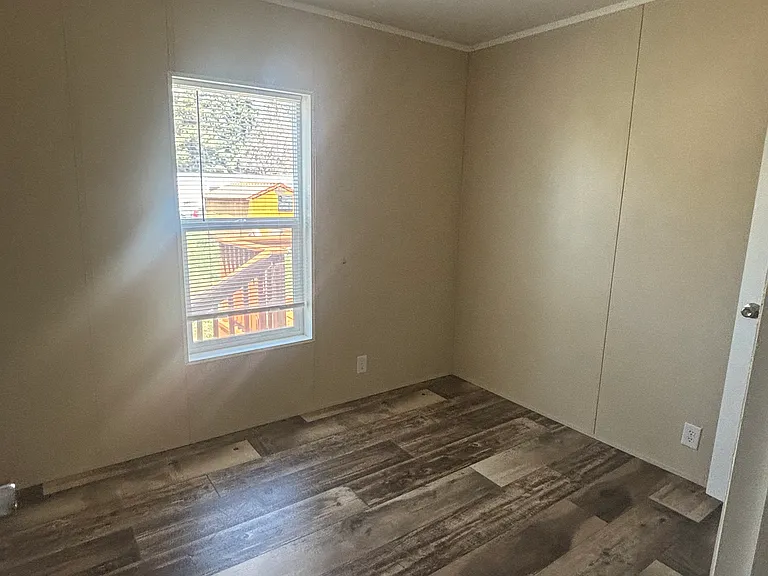 3605 Pauline Ave — Photo 9