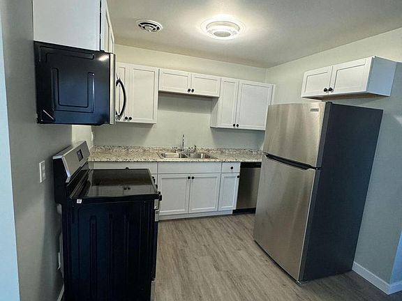 3rd image of 3001 Westwood Northern Blvd #9