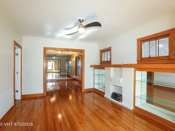 2nd image of 7735 S Eberhart Ave