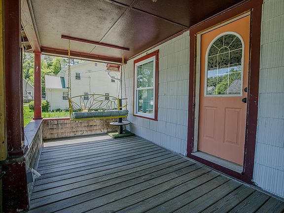 4th image of 50 Hicks Road