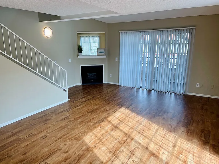 Emerson Townhomes — Photo 6