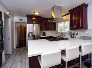 15519 S McKinley Ave, Compton, CA 90220