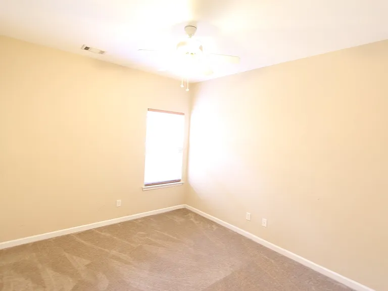 222 Oxmoor Pl — Photo 15