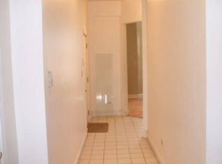 63 E 56th St APT 3, Chicago, IL 60637