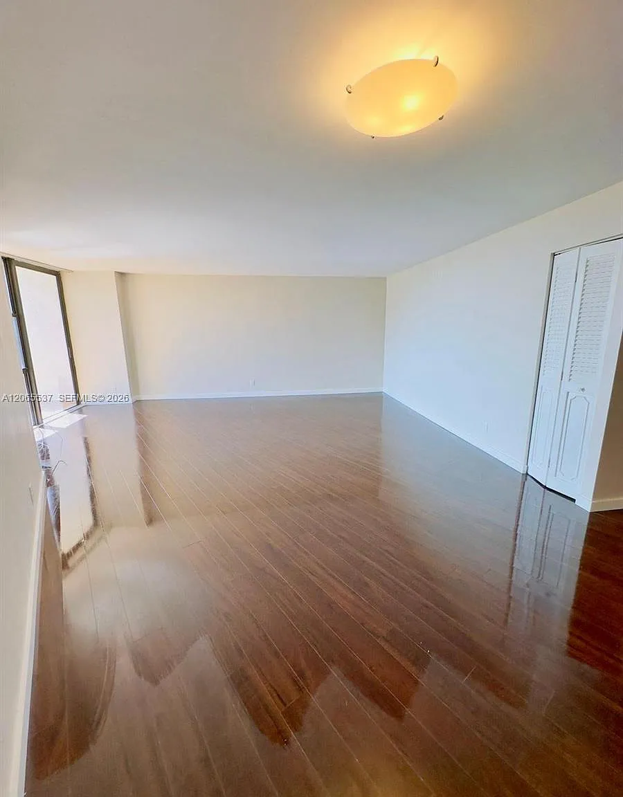Oceanview Park Condo — Photo 2