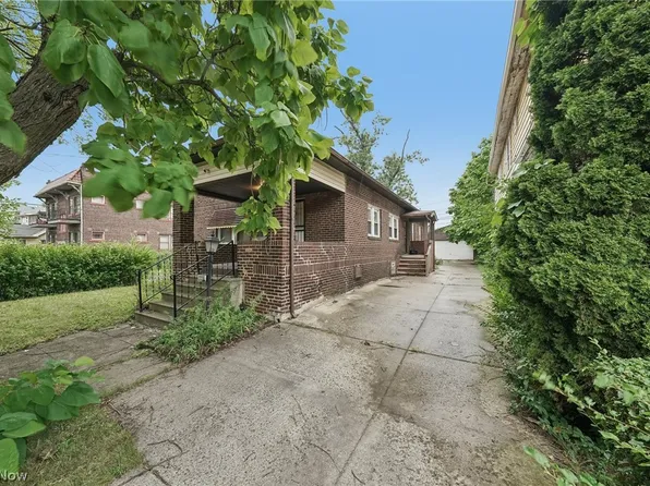3339 E 139th St, Cleveland, OH 44120