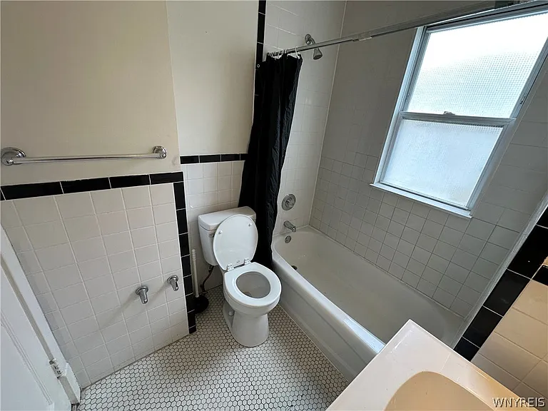 394 Taunton Pl #2 — Photo 14