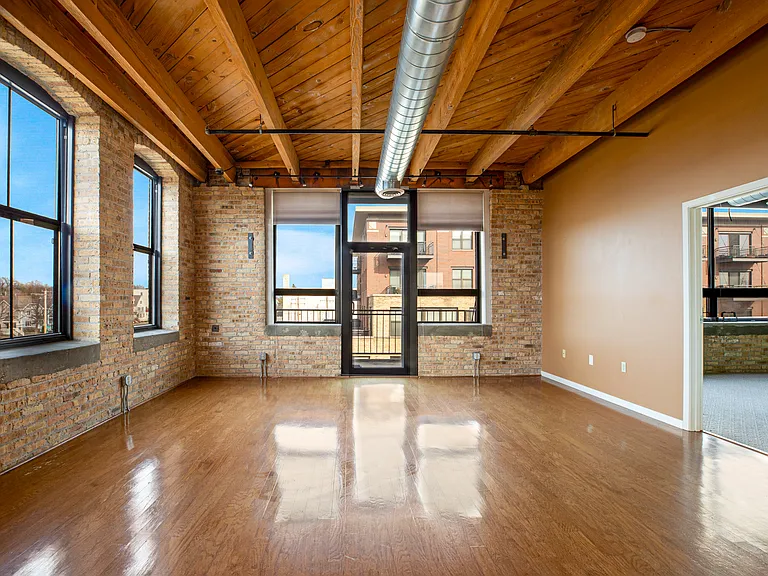 234 E Reservoir Ave #407 — Photo 6