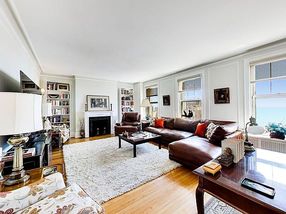 4th image of 5000 S East End Ave APT 24B
