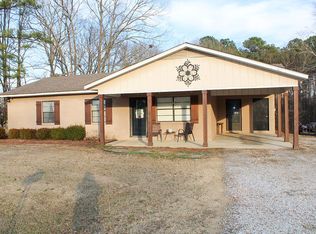 1010 E Loveless Rd, Booneville, MS 38829