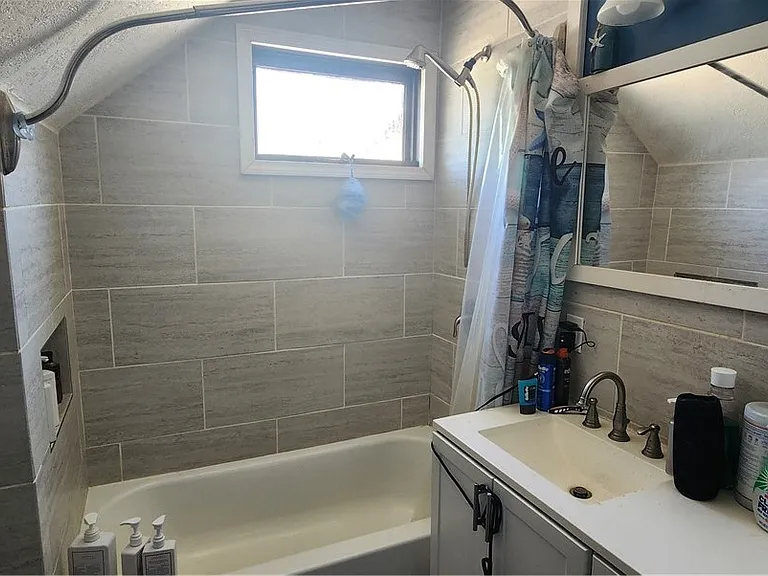 611 Mill St — Photo 15