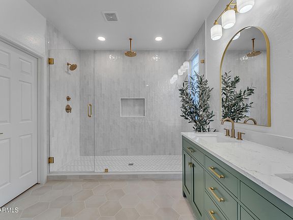 4th image of 17574 W CARDINAL Drive