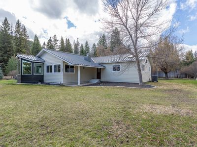 648 Blacktail Rd, Lakeside, MT, 59922