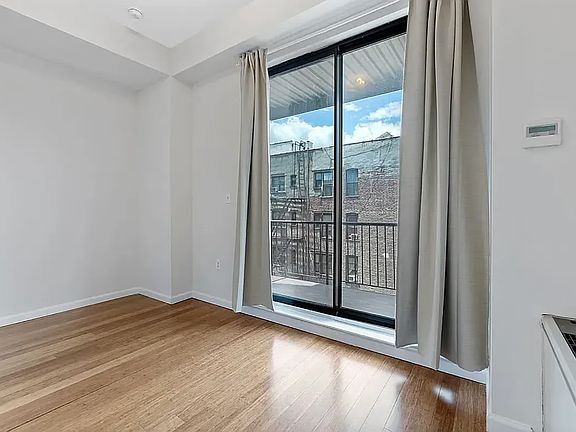 5th image of 2147 2nd Ave #5D