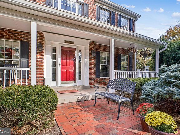 4th image of 12905 Tarragon Ct