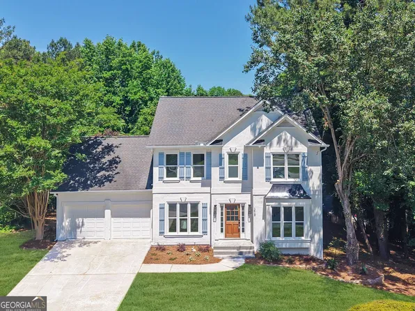 1412 Winterberry Ridge Cir, Woodstock, GA 30189