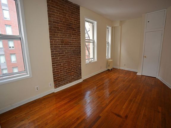 2nd image of 1762 2nd Ave #B2