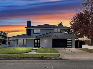 21621 Kaneohe Ln, Huntington Beach, CA 92646