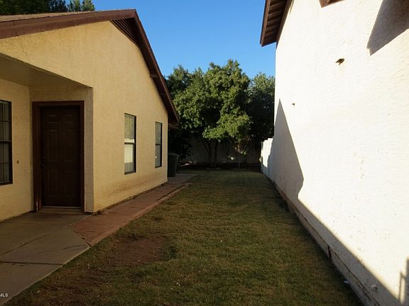 4th image of 3758 W Marconi Ave