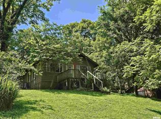 220 Contentment Rd, Makanda, IL 62958