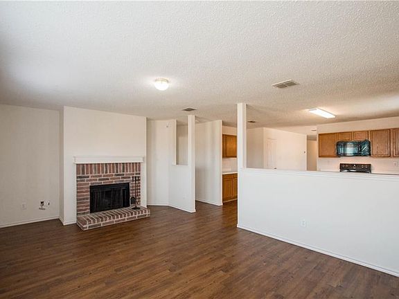 3rd image of 2645 S Wavecrest Ct