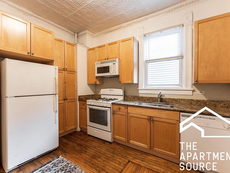 1st image of 2619 W Superior St #1