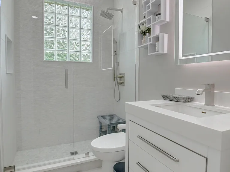 19211 N Creekshore Ct — Photo 31
