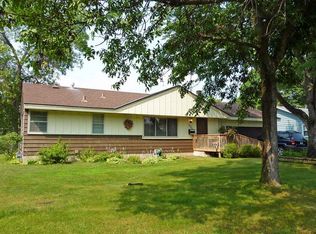 751 Pandora Dr NE, Fridley, MN 55432