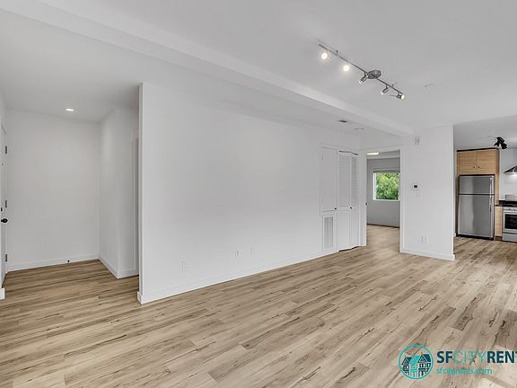 3rd image of 615 Canyon Rd #4