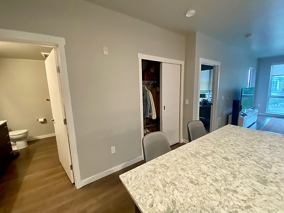 2nd image of 1085 103rd Ave NE APT 513