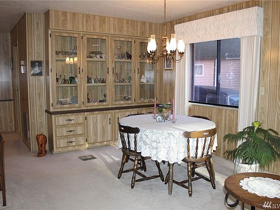 5th image of 11403 126th St E #225