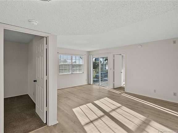 2nd image of 1502 SE Royal Green Cir #202