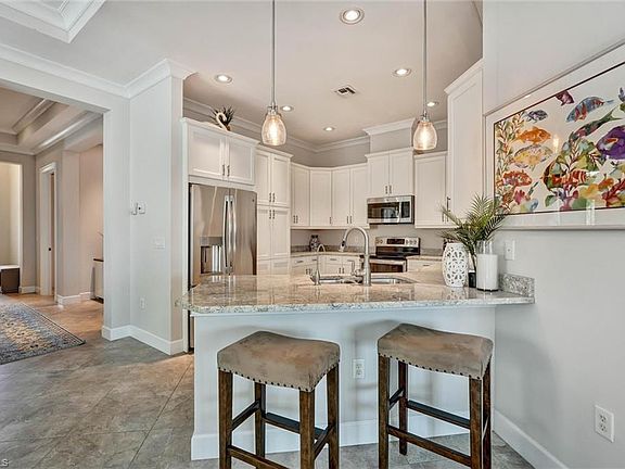 3rd image of 6939 Cay CT