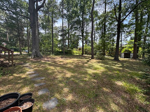 5th image of 1320 Careybrook Dr