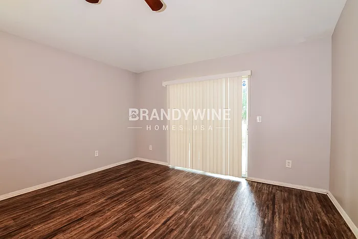701 Washington St — Photo 3