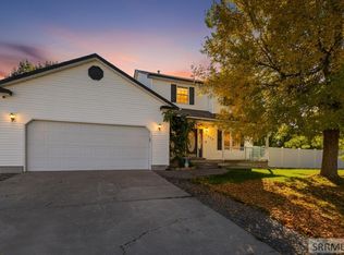 1305 Lyn Dr, Blackfoot, ID 83221