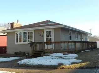 308 Broad St, Reinbeck, IA 50669