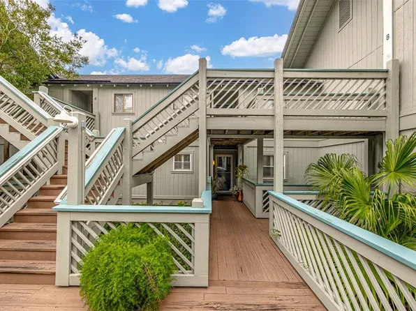 100 Blair Rd APT G3, Saint Simons Island, GA 31522