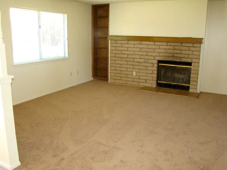 15554 Bear Valley Rd — Photo 6