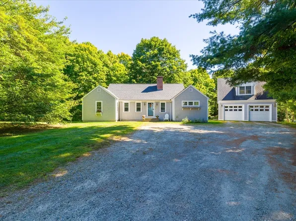10 Commonwealth Ave, Hopkinton, MA 01748