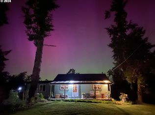 33691 E River Dr, Creswell, OR 97426