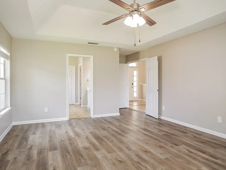 3948 Heavenside Ct — Photo 12
