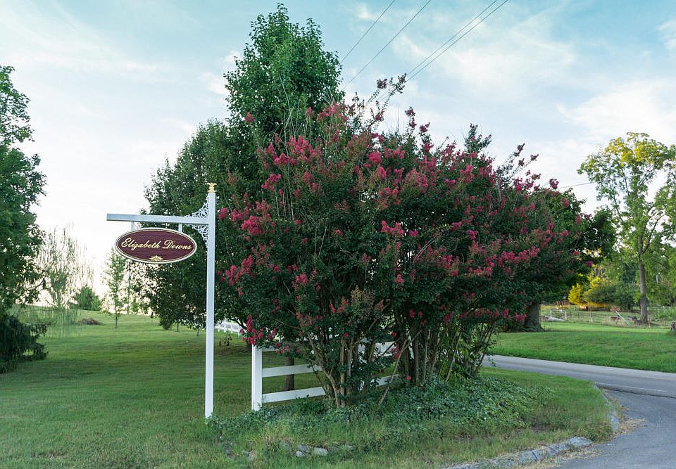 1st image of 3833 Elizabeth Downs Ln