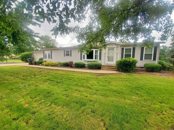 16 Hadfield Dr, Ewing, MO 63440